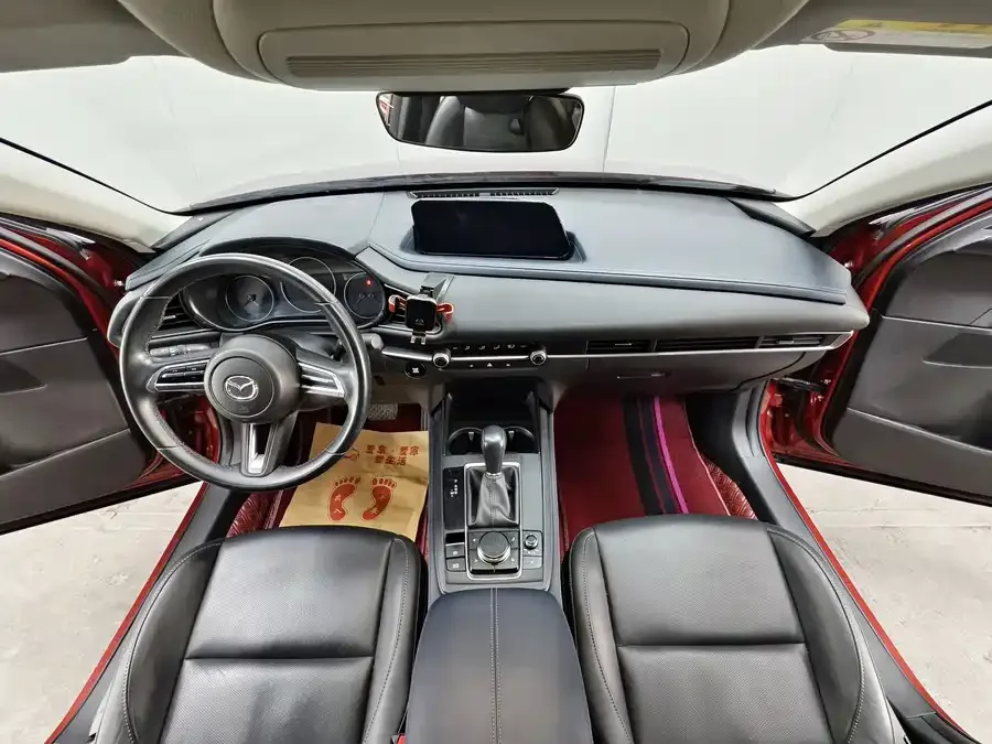 Mazda CX-30 2021 2.0L automatic quality model 2022 — миниатюра 3