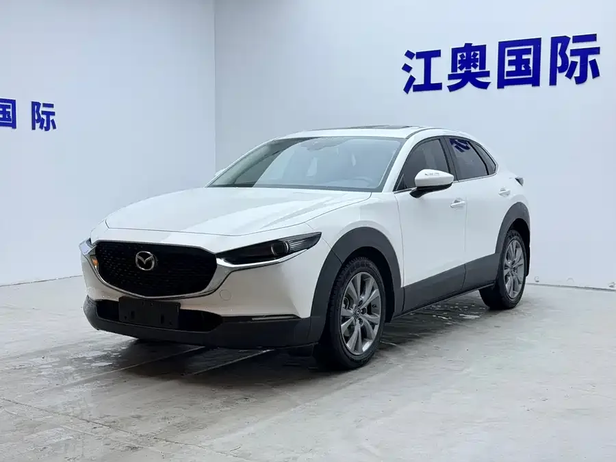 Mazda CX-30 2021 2.0L automatic quality model 2022 — фото 1, купить с доставкой в Москву