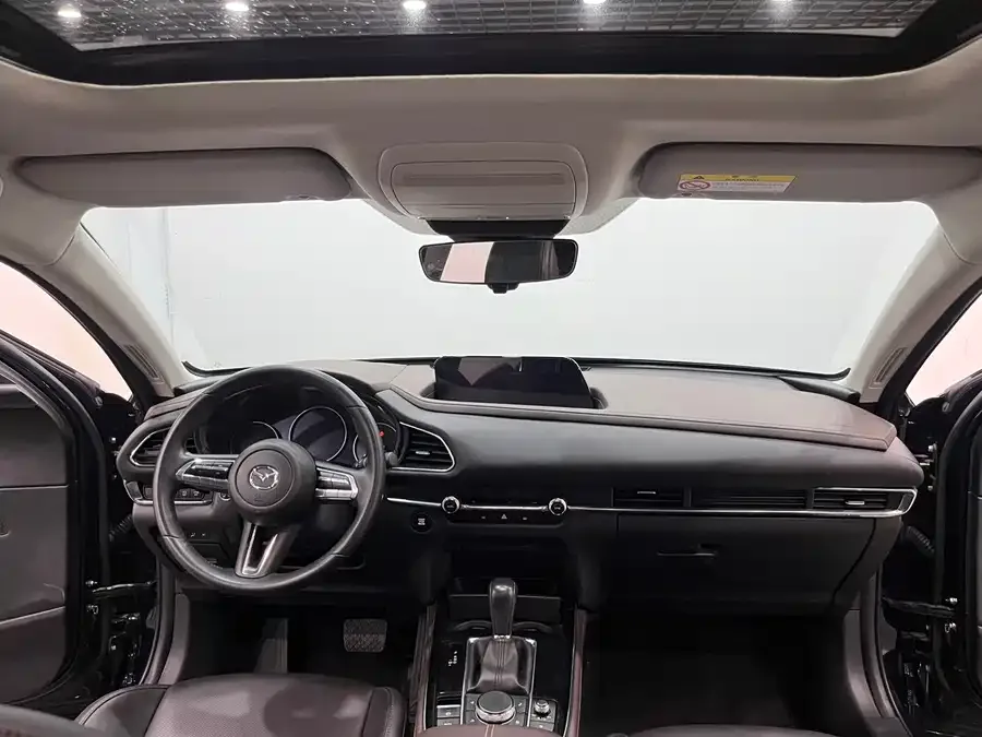 Mazda CX-30 2021 2.0L Automatic Jiayue Edition 2022 — миниатюра 2