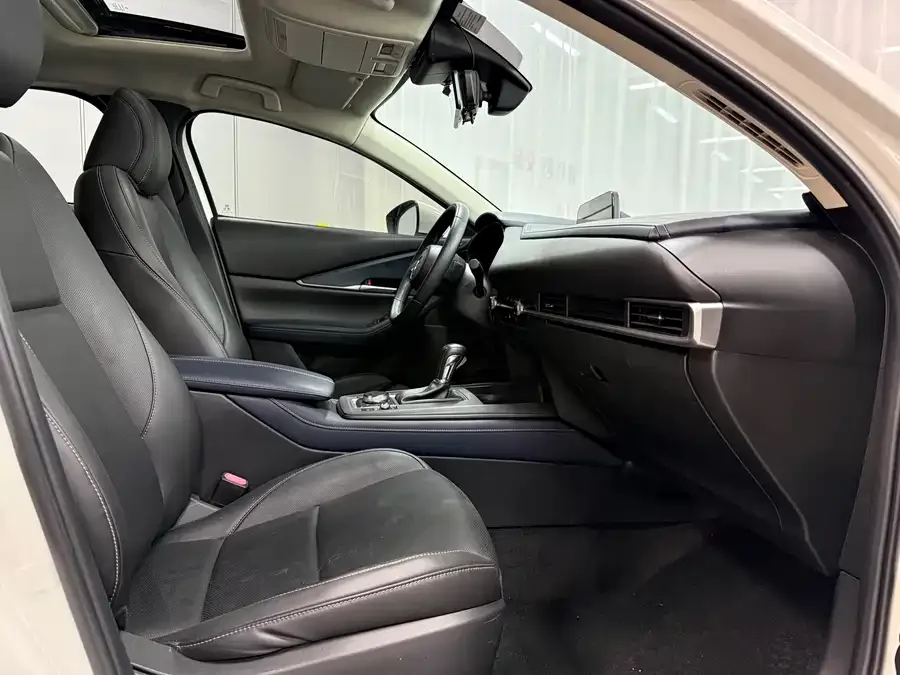 Mazda CX-30 2021 2.0L automatic Yayue type 2022 — миниатюра 4