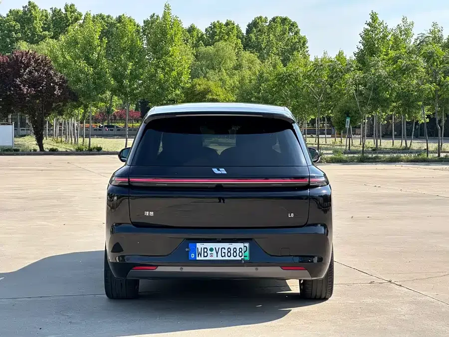 Lixiang L8 Ideal L8 2024 Pro 2024 — миниатюра 2