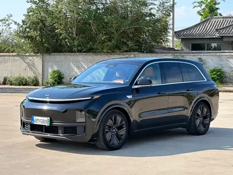 Lixiang L8 2024 купить в Москве