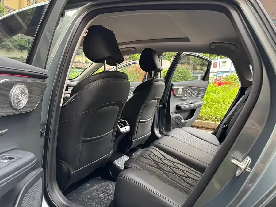 Chery Arrizo 8 PRO Chery Arrizo 8 PRO 2025 1.6T DCT Luxury+ 2025 — миниатюра 2