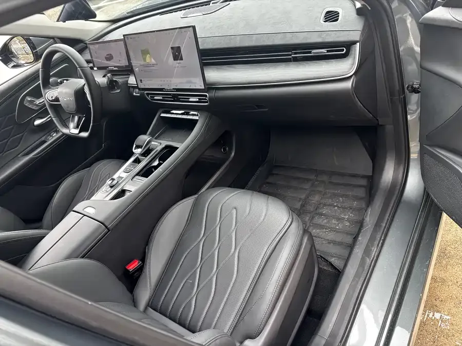 Chery Arrizo 8 PRO Chery Arrizo 8 PRO 2025 1.6T DCT Luxury+ 2025 — миниатюра 4