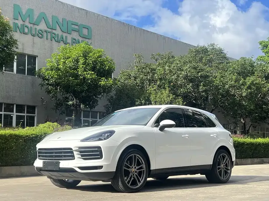 Porsche Cayenne Cayenne 2023 Cayenne 3.0T 2023 — фото 1, купить с доставкой в Москву