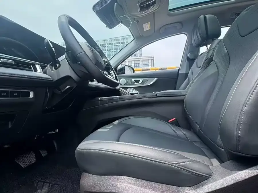Chery Tiggo 8 PRO Tiggo 8 PRO 2024 Champion Edition 290T 2WD Peak Edition 5 Seaters 2024 — миниатюра 3