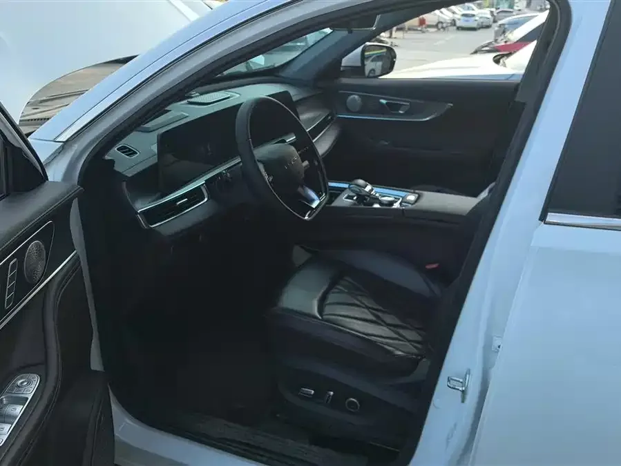 Chery Tiggo 8 PRO Tiggo 8 PRO 2024 Champion Edition 290T Two-wheel drive peak version 7 seats 2024 — миниатюра 3