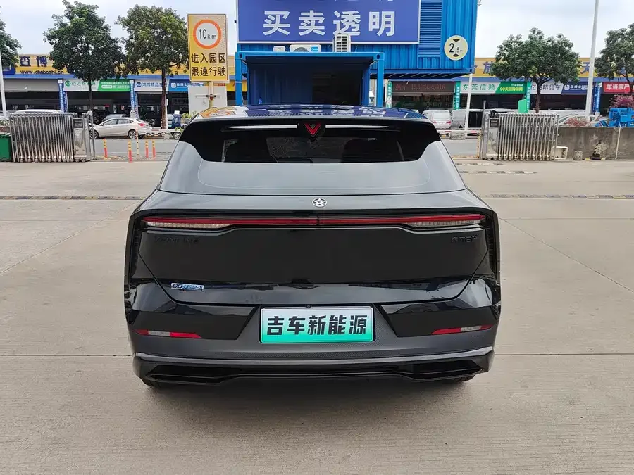 Venucia Big V DD-i Venucia V DD-i 2023 110KM iE version 2023 — миниатюра 2