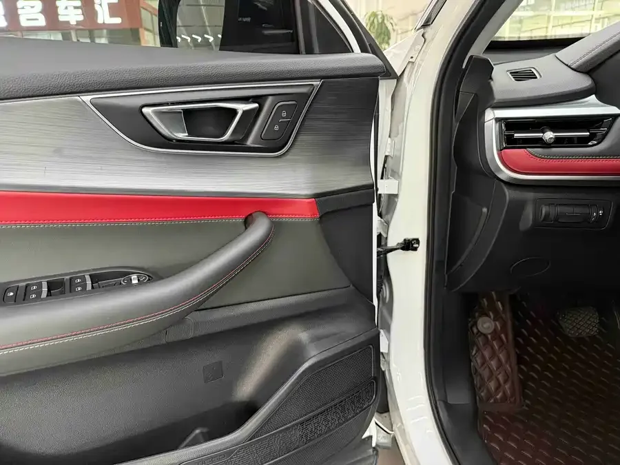 Chery Tiggo 7 Tiggo 7 2022 Super Edition 1.5T CVT Super Hero 2022 — миниатюра 3
