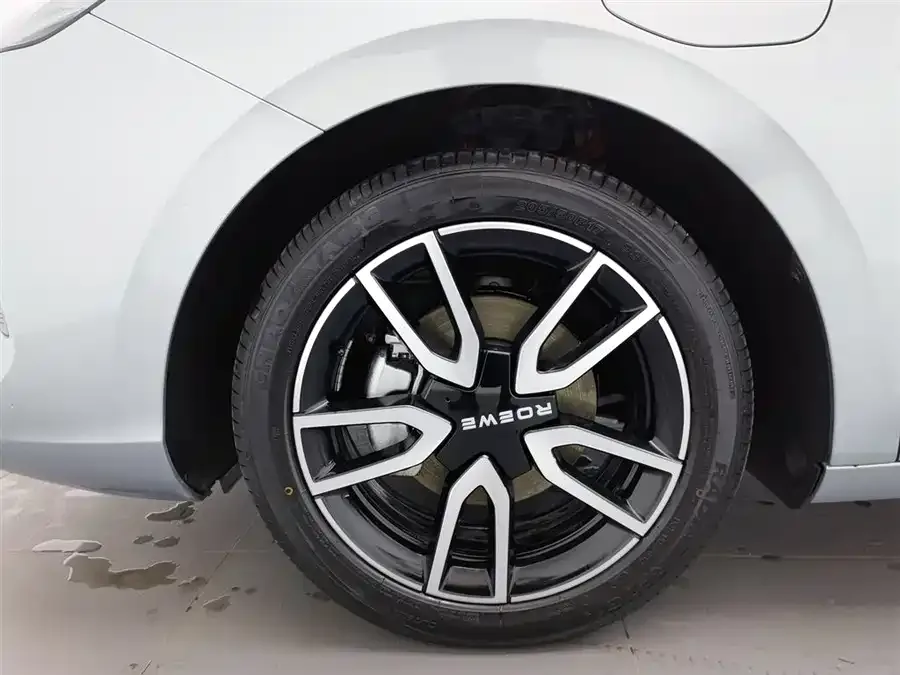 Roewe D6 Roewe D6 2025 450km Premium Edition 2025 — миниатюра 5