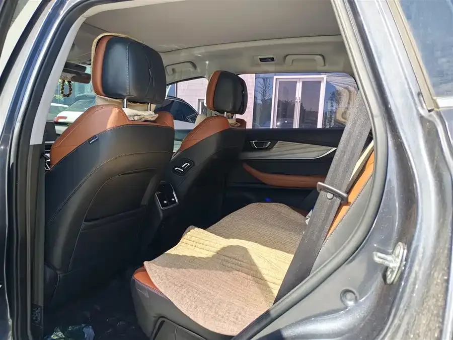 Chery Tiggo 8 PLUS Tiggo 8 PLUS 2022 290TGDI DCT luxury edition+ 2022 — миниатюра 2