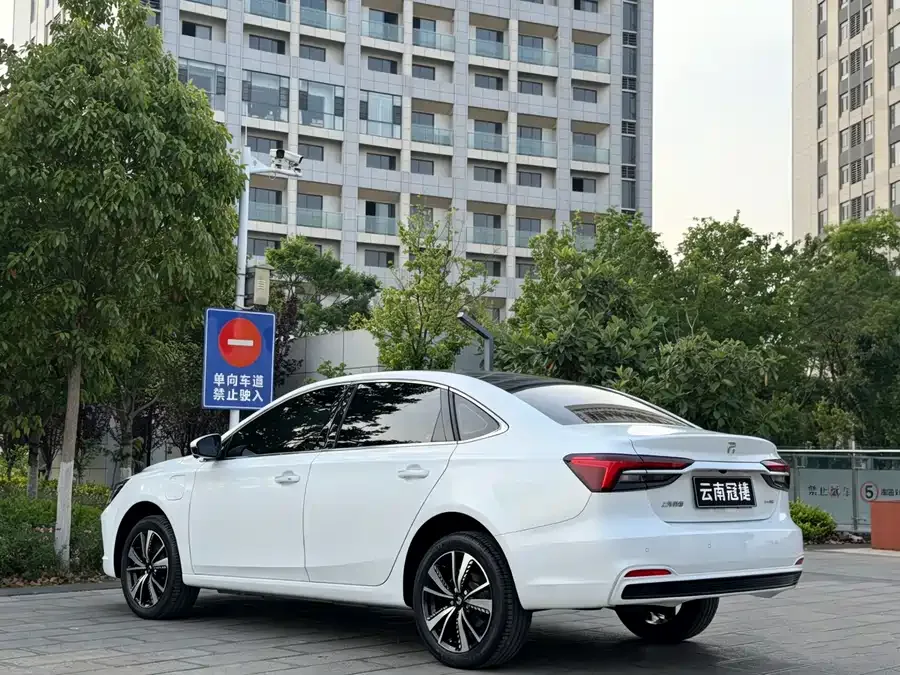 Roewe Feifan ER6 Feifan ER6 2021 New Dynamic Edition 520km Smart Edition 2022 — миниатюра 3