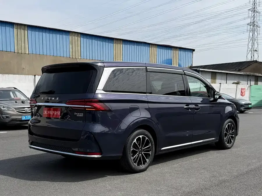 Roewe iMAX8 Roewe iMAX8 2023 400TGI Comfort Edition 2023 — миниатюра 4