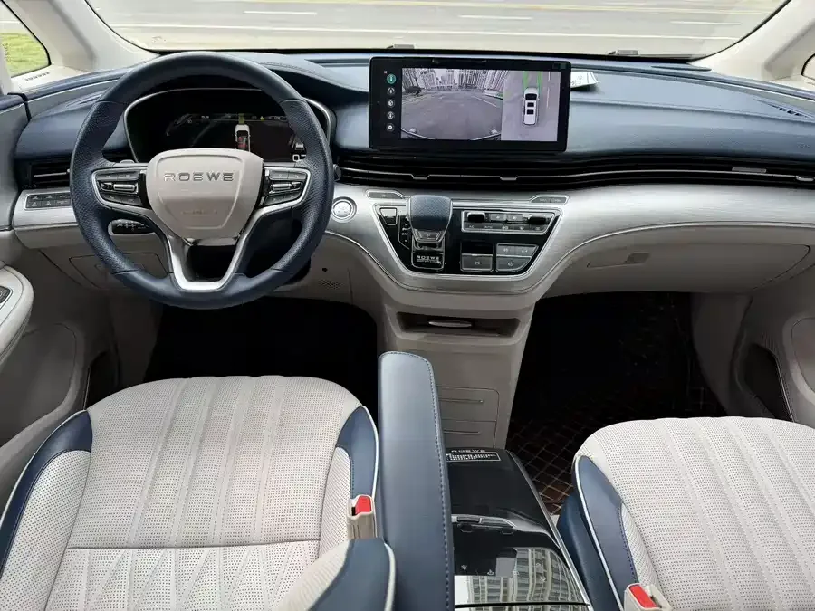 Roewe iMAX8 Roewe iMAX8 2022 400TGI Extreme Edition 2022 — миниатюра 2