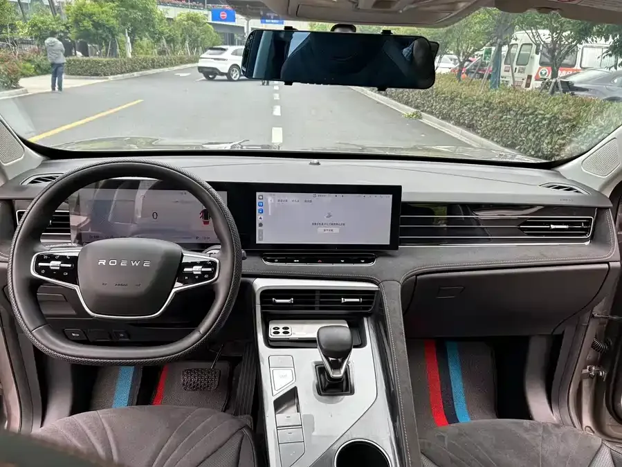 Roewe D5X DMH Roewe D5X DMH 2024 135 Flagship Edition 2024 — миниатюра 3