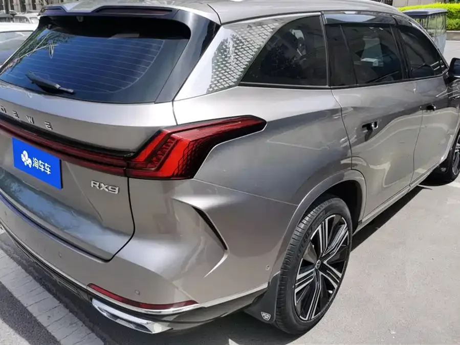 Roewe RX9 Roewe RX9 2023 2.0T 4WD Premium Edition 2024 — миниатюра 3
