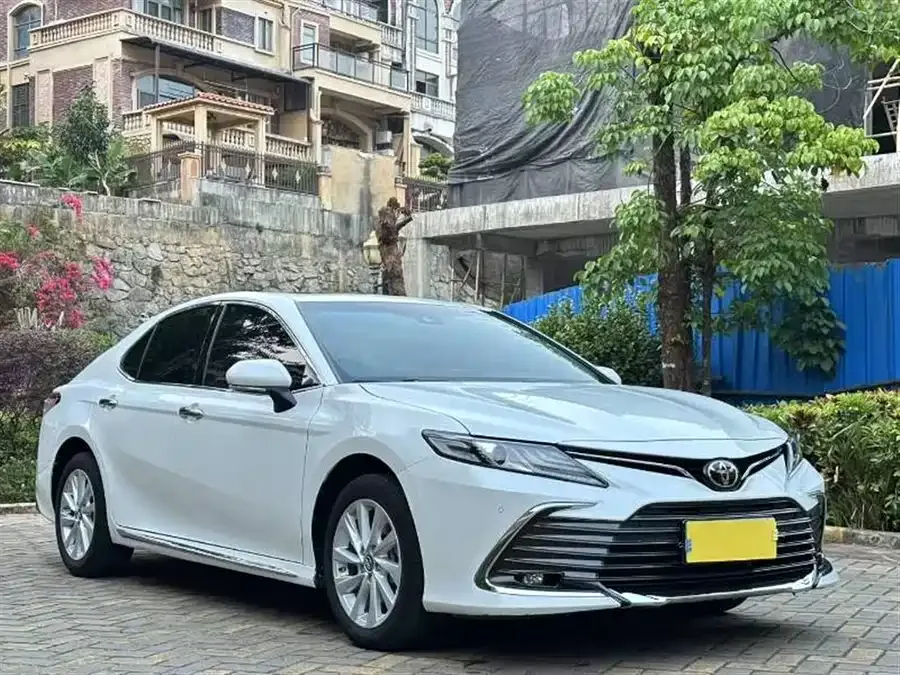 Toyota Camry Camry 2023 2.0G Deluxe Edition 2023 — миниатюра 3