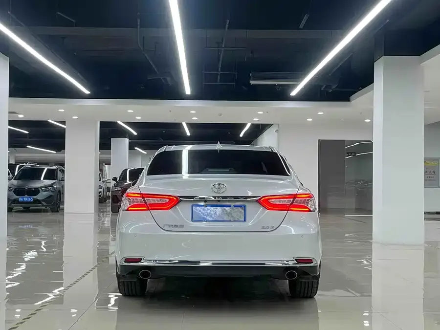Toyota Camry Camry 2023 2.0G Deluxe Edition 2024 — миниатюра 3