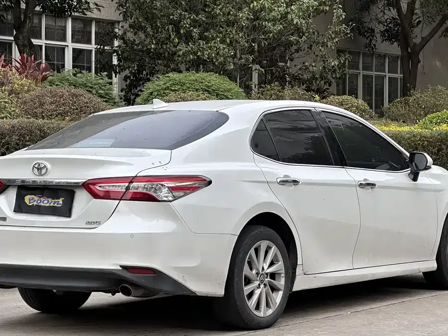 Toyota Camry Camry 2021 2.0E Elite Edition 2022 — миниатюра 2