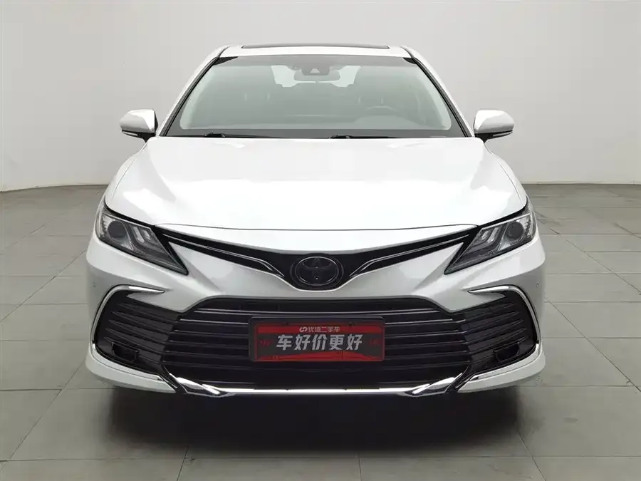 Toyota Camry Camry 2023 2.0G Deluxe Edition 2023 — миниатюра 3