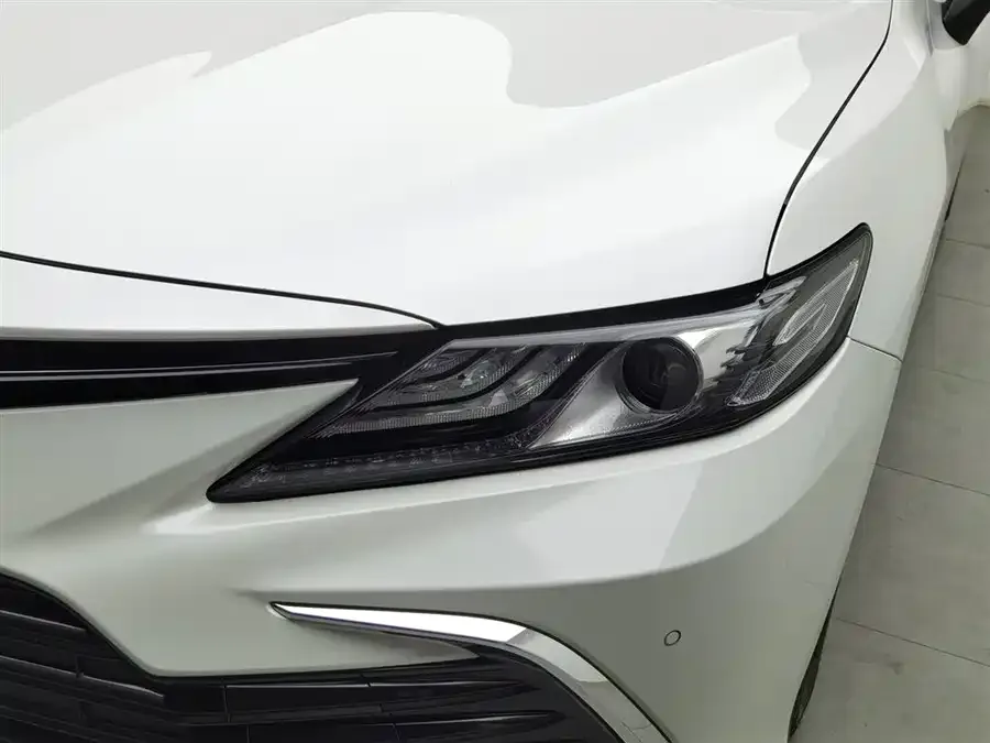 Toyota Camry Camry 2023 2.0G Deluxe Edition 2023 — миниатюра 4