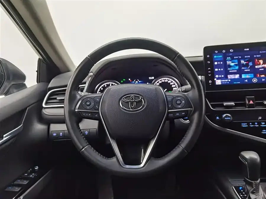 Toyota Camry Camry 2023 2.0G Deluxe Edition 2023 — миниатюра 5