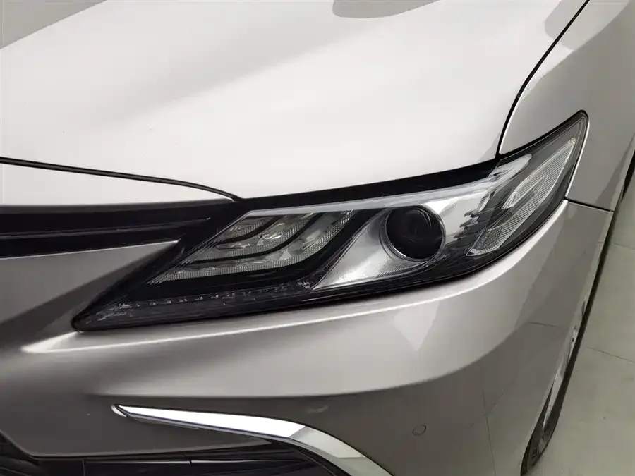 Toyota Camry Camry 2021 2.0G Deluxe Edition 2023 — миниатюра 4