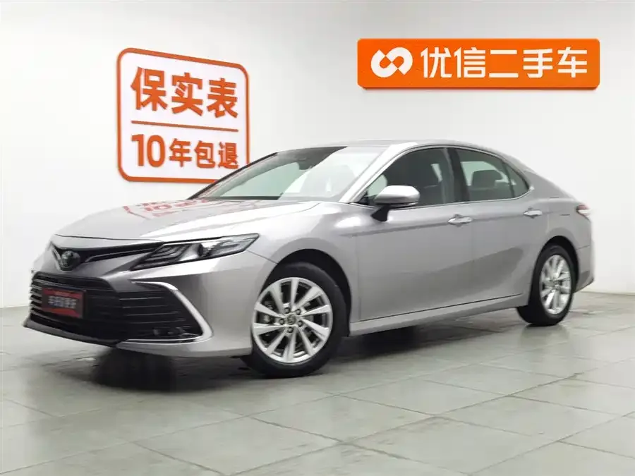 Toyota Camry Camry 2021 2.0G Deluxe Edition 2023 — фото 1, купить с доставкой в Москву