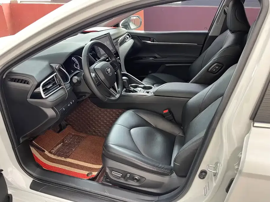 Toyota Camry Camry 2022 2.0GVP Leading Edition 2022 — миниатюра 2
