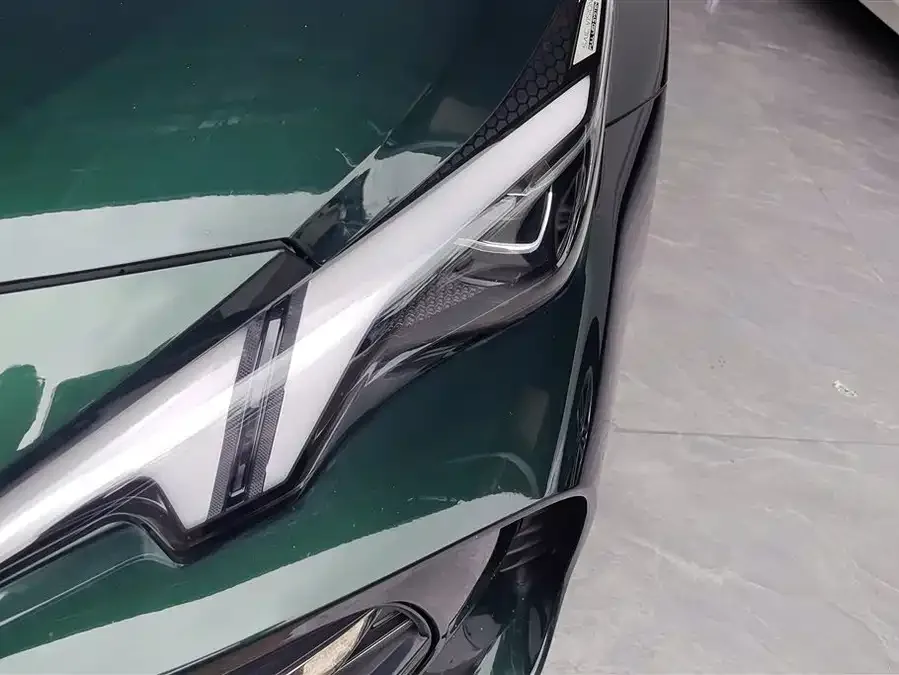 MG 7 MG7 2023 1.5T DCT Luxury Edition 2023 — миниатюра 2
