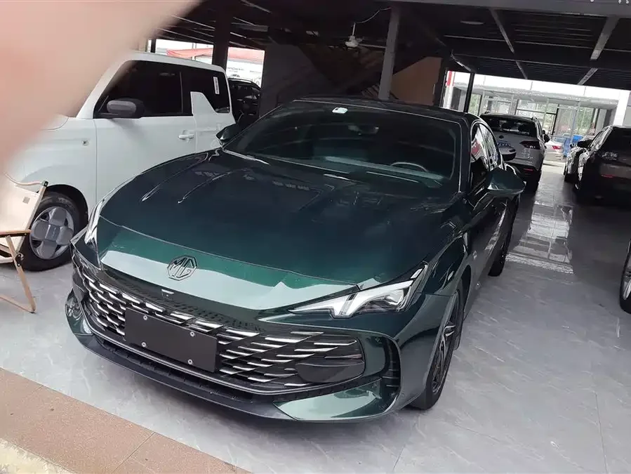 MG 7 MG7 2023 1.5T DCT Luxury Edition 2023 — фото 1, купить с доставкой в Москву