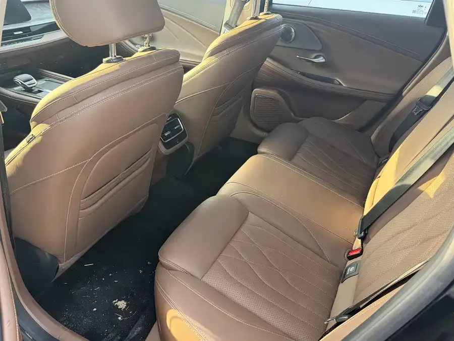 Chery Arrizo 8 Arrizo 8 2025 2.0T Automatic + 2024 — миниатюра 2