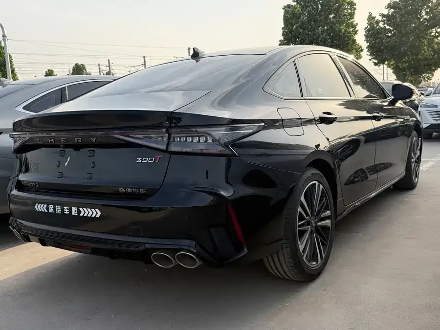 Chery Arrizo 8 Arrizo 8 2025 2.0T Automatic + 2024 — миниатюра 3