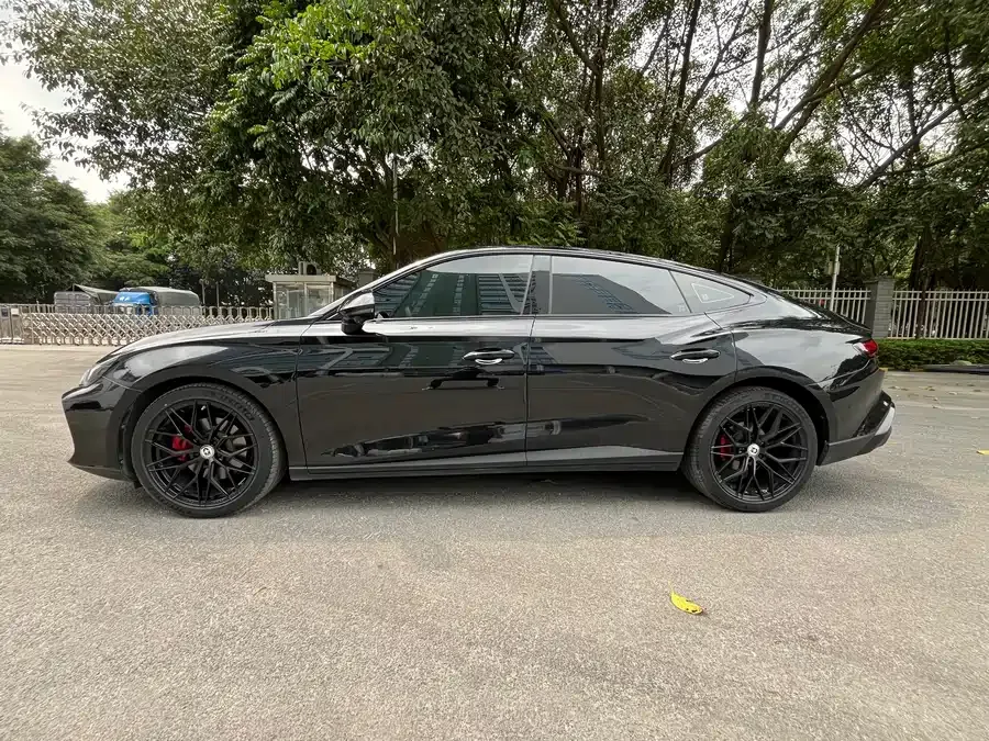 MG 7 MG7 2023 1.5T DCT Luxury Edition 2023 — миниатюра 2