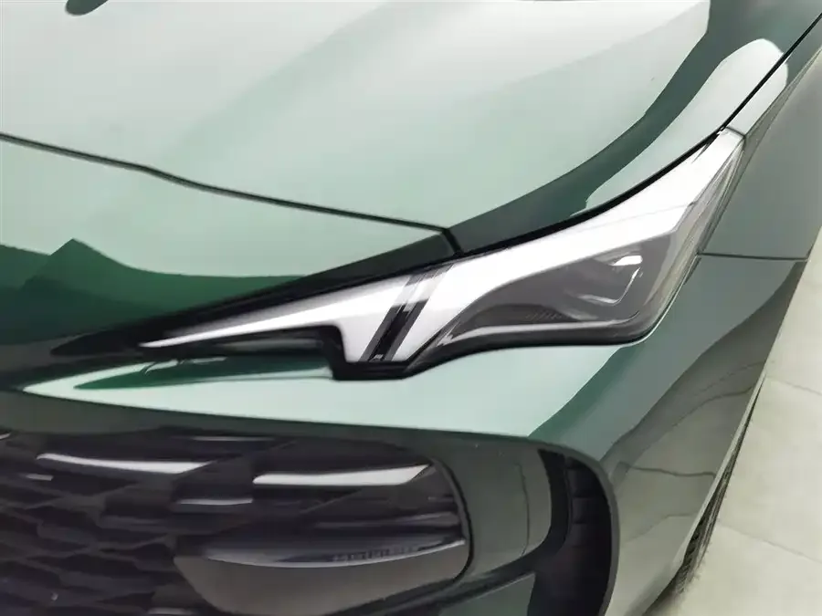 MG 7 MG7 2025 1.5T 300 DCT Elegant Edition 2025 — миниатюра 4