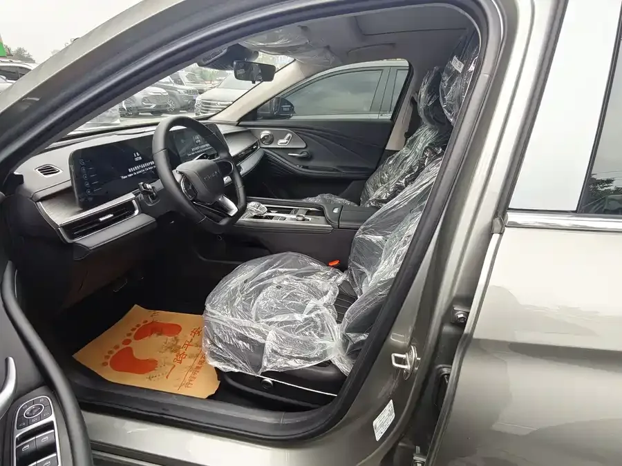 Chery Arrizo 8 Arrizo 8 2025 1.6T DCT 2026 — миниатюра 2