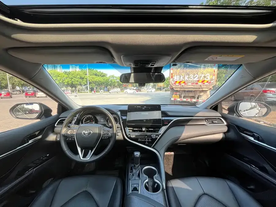 Toyota Camry Camry 2021 2.0E Elite Edition 2022 — миниатюра 2