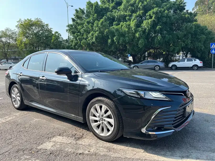 Toyota Camry Camry 2021 2.0E Elite Edition 2022 — миниатюра 3