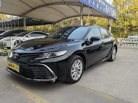 Toyota Camry 2024 купить в Москве