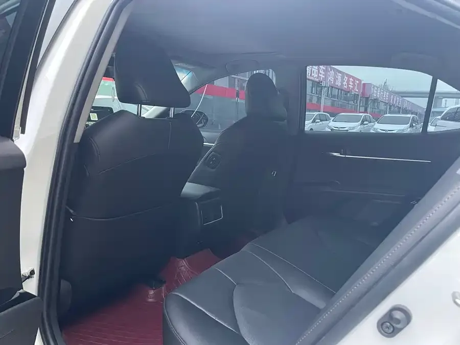 Toyota Camry Camry 2023 2.0G Deluxe Edition 2023 — миниатюра 5