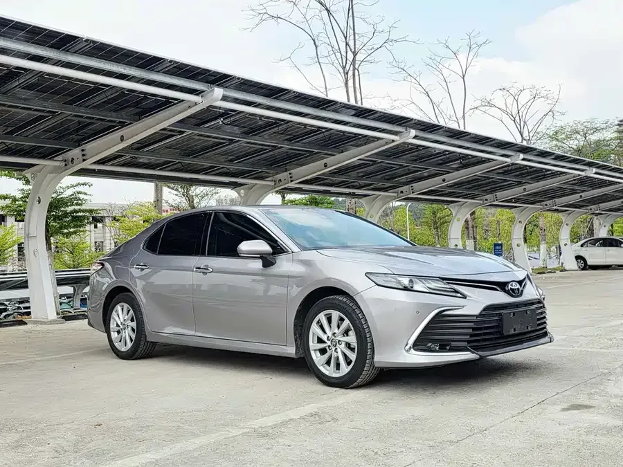 Toyota Camry Camry 2021 2.0G Deluxe Edition 2022 — миниатюра 4