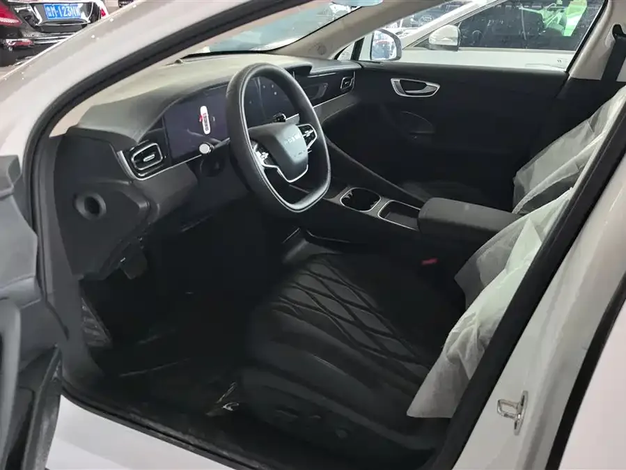 Roewe D7 Roewe D7 2023 DMH 125km Excellence Edition 2025 — миниатюра 3