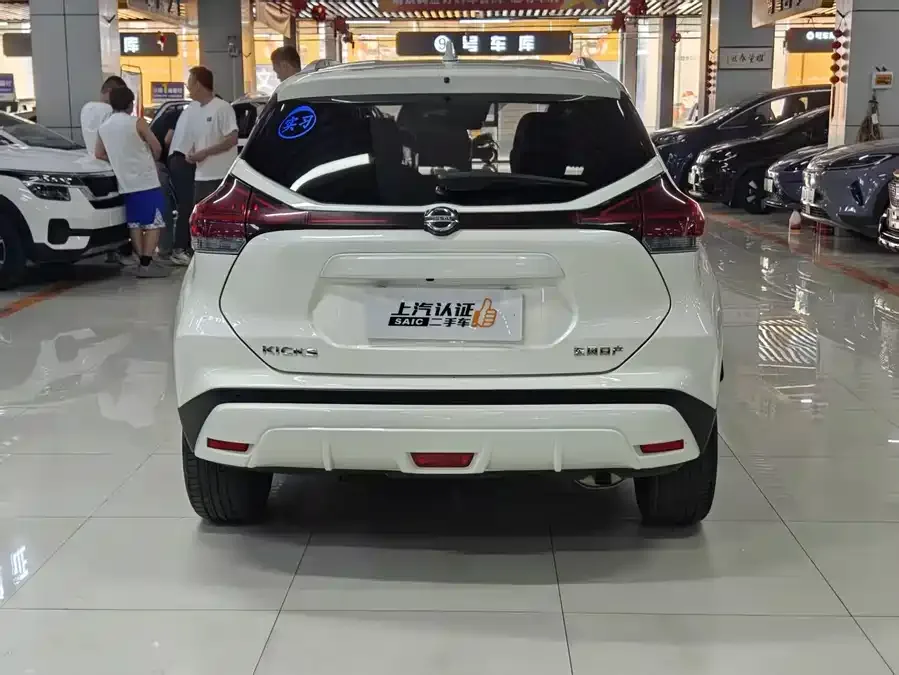 Nissan Kicks Kicks 2022 1.5L CVT XV Luxury Edition 2022 — миниатюра 3