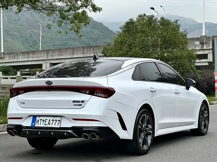 Kia K 5 2020 380T GT-Line Premium Technology Edition 2022 — миниатюра 3