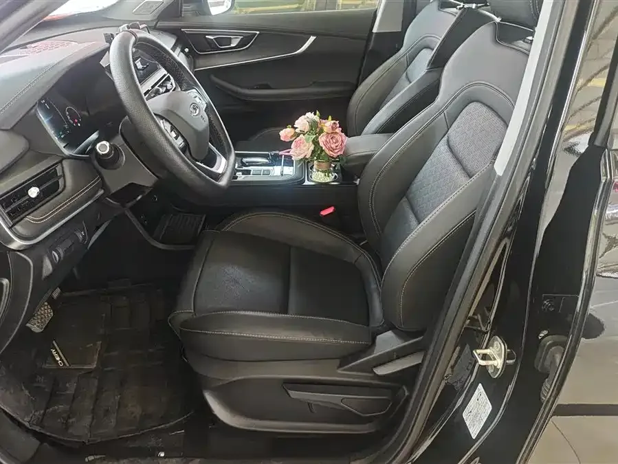 Chery Tiggo 8 Tiggo 8 2024 230TCI Automatic Trendy Edition 7 Seaters 2025 — миниатюра 3