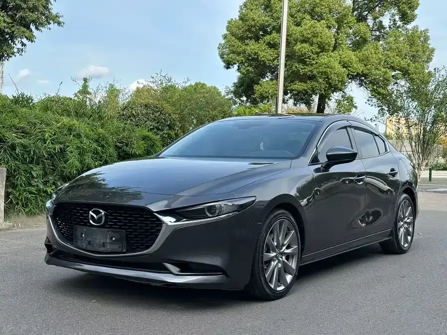 Mazda Axela Mazda3 Angkesela 2022 2.0L automatic quality version 2022 — фото 1, купить с доставкой в Москву