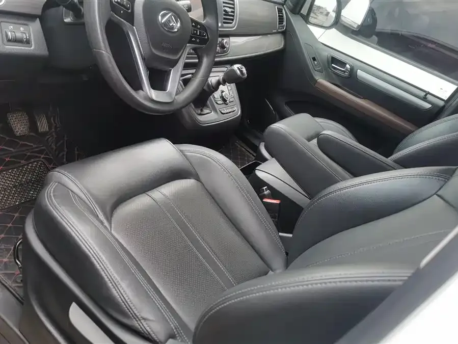 Maxus G10 2021 2.0T Manual Elite Diesel 8-Seater 2022 — миниатюра 3