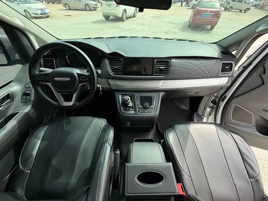 Maxus G10 2023 2.0T Manual Multi-function Diesel 7 Seaters 2024 — миниатюра 2