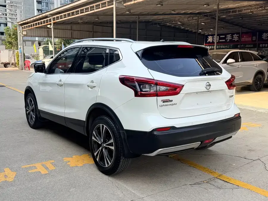 Nissan Qashqai Qashqai 2022 2.0L CVT XV Prem Luxury Edition 2022 — миниатюра 2