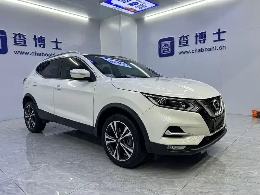 Nissan Qashqai Qashqai 2022 2.0L CVT XV Prem Luxury Edition 2023 — миниатюра 3
